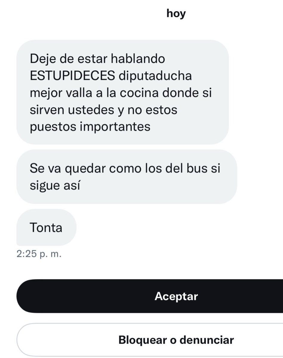 MontseRuizGue's tweet photo. Cuando una es mujer en política y alza la voz se vuelve frecuente recibir estos comentarios de odio por parte del machismo y la violencia política que abunda en la sociedad. No soy la primera que pasa por esto, mucha fuerza para todas. Tomaremos las medidas legales necesarias. https://t.co/RIBwrd9cg3