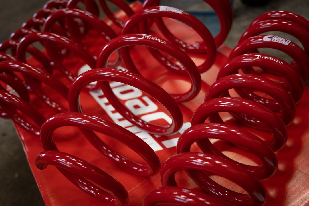 Get lifted with #Eibach Pro-Lift-Kit 💪

#EibachCanada #TeamEibach #EibachSprings #EibachEquipped #EibachProLiftKit