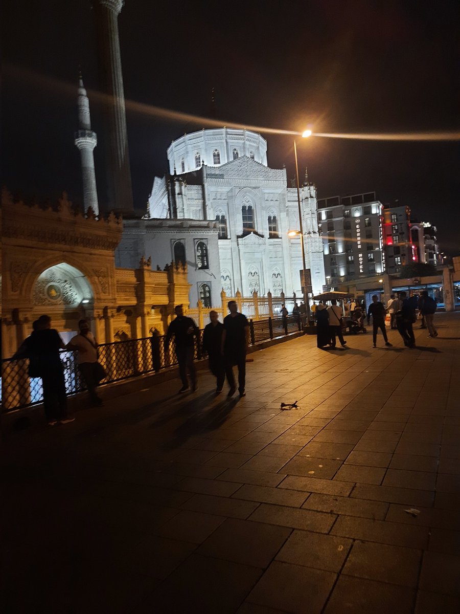 zyzy_ta's tweet photo. #تركيا 🇹🇷 https://t.co/WTKRbz9Hyg