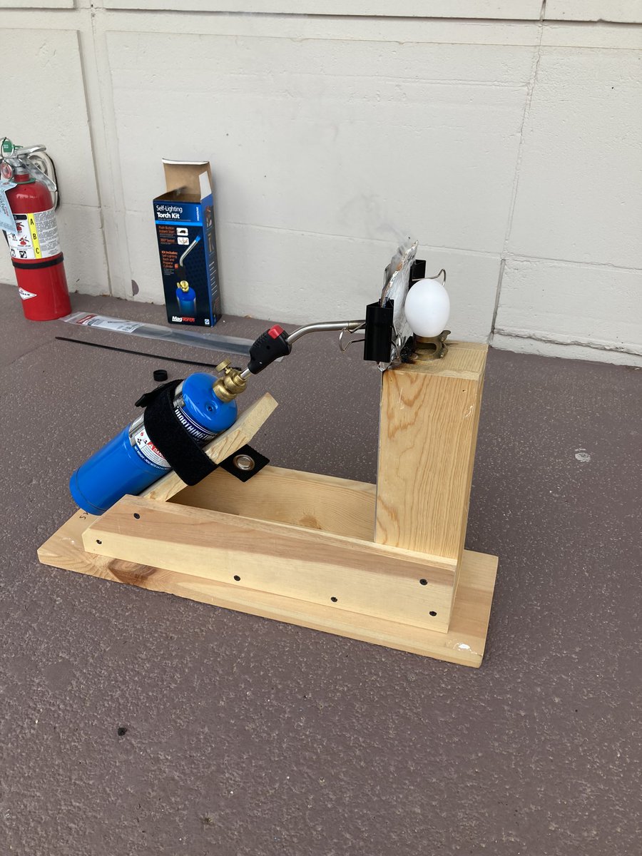 pkrausSHESC's tweet photo. Space exploration is a great way to introduce STEM topics!Fun day with lots of hands-on activities! Join us for Session 2 of “Using Space Exploration and NASA Activities” where we’ll be exploring how to use rockets in your classes. https://t.co/OEEpWLQnVe @SmokyHillEd #SHESCstem https://t.co/uWYixv98Bw