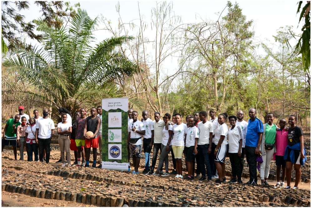 Sosoirad257's tweet photo. And if we give ourselves the duty to prepare the nurseries...... 🌴💚
#goforit, #fridayforclimate, #fridayforfuture, #YALITransformation, #EnvironmentalSustainability https://t.co/BgommjhkOB