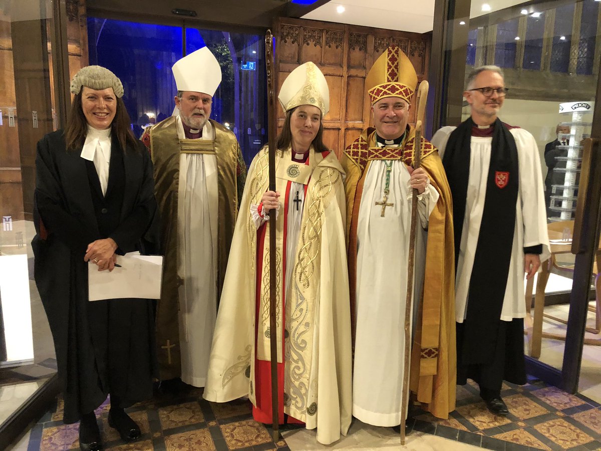 CottrellStephen's tweet photo. A new Bishop of Hull! Wonderful to welcome &amp; commission Bishop Eleanor Sanderson this evening @HullMinster @DioceseOfYork with Archbishop ofNew Zealand, Philip Richardson https://t.co/lbH8anI3Gg