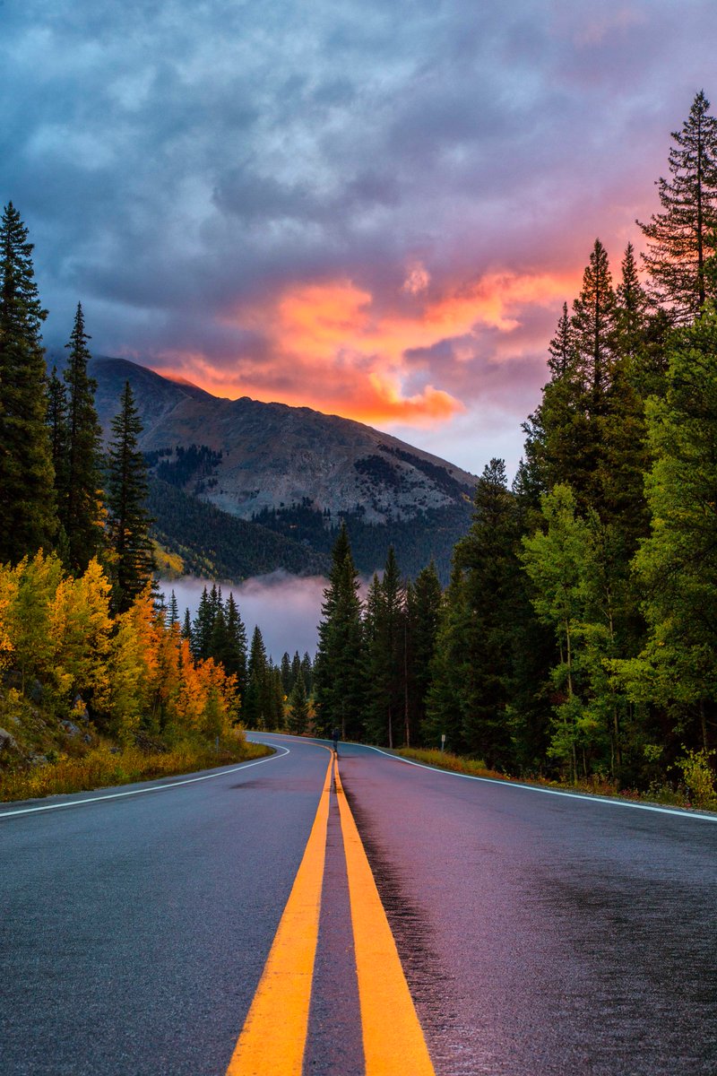 DenverChannel's tweet photo. "Cottonwood Pass [Thursday] morning"

📸: Kimmie Randall - Discover Colorado | Through your photos https://t.co/Nm4ZbsWsvJ