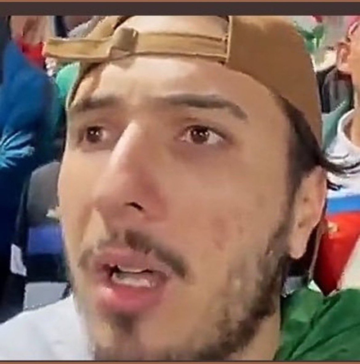 hatimcharkii's tweet photo. @beINSPORTSNews @Cityarabia اه ماركااااونااا 🤣🤣🤣🤣🤣🤣
#حنكوشيا_الشمالية 
بوصبع ولد فرنسا تفرج فسيادك في كأس العالم و جمع ترمتك 😂😂😂 https://t.co/MVumXEvkm3