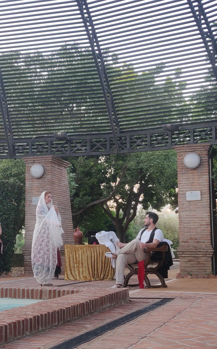 assemblagelit's tweet photo. We end the 2nd day of #DisOrientations22 at @jardinuma, with wine &amp; tapas with local products and a special performance based on the life of Pepita Durán, "Star of Andalucía", the dancer that revolutionised the 19thc inspiring authors like Vita Sackville-West or V. Woolf. https://t.co/rq8qX3Fy2L