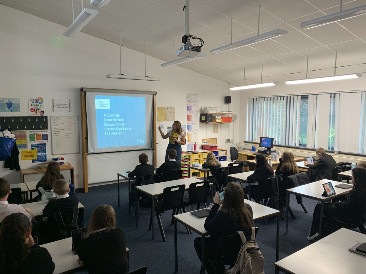 GHS_Morrison's tweet photo. A huge thank you to Laura and Pritpal from @skillsdevscot for our fantastic sessions with our S1s in PSE this week! @GHSfalkirk https://t.co/7o5OVnbB2A