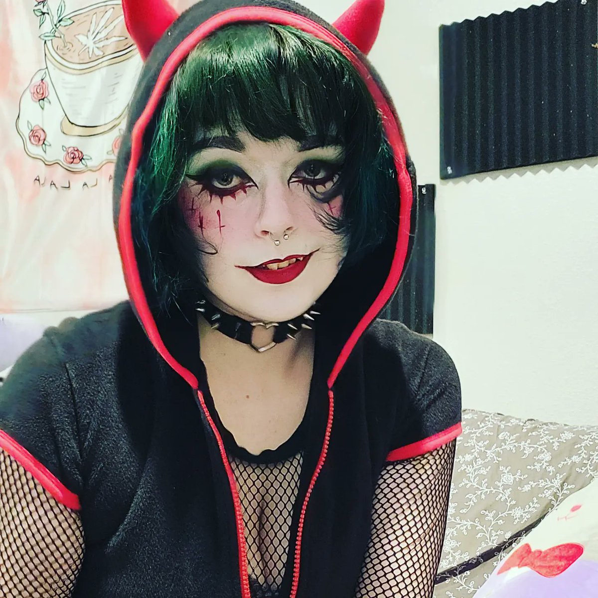 b4bblecat's tweet photo. Pov your sleep paralysis succubus wants something from you....
🕸
🕸
🕸
 #nsfwtwt #altgirl #nsfw #sellingcontent #clownwhore #ddlg #submisive https://t.co/4vp52s4vau