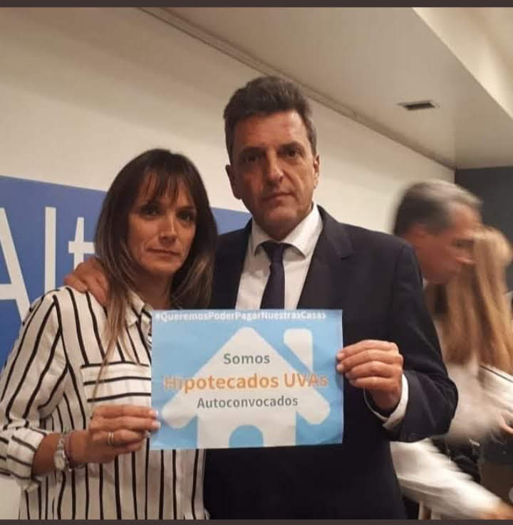 USURAUVA1's tweet photo. .@SergioMassa Las Familias UVA seguimos esperando el Fin de la USURA 🙏 La decisión es Política!! No Damos más la cuota y la deuda no paran !! Fue promesa @ceciliamoreauok @BCRAusuarios 🚨👇👇👇👇👇👇👇👇⚠️⚠️ @Kicillofok https://t.co/sf2NPpB0do