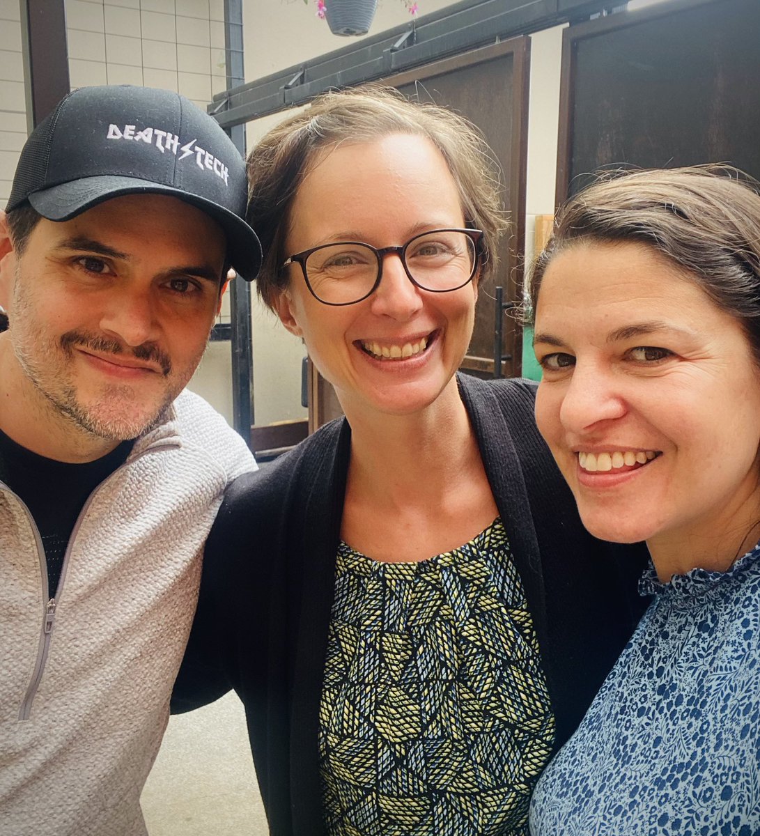 rebekah_bastian's tweet image. Lunch with my #AuthenTech founder buddies @AtJuanMedina &amp;amp; @LauraGiveInKind, making plans for our pilot episode of “Silicon Valley V2: The Underestimated Founders”

We’ve got some solid content… just need time to write a screenplay now! 💀