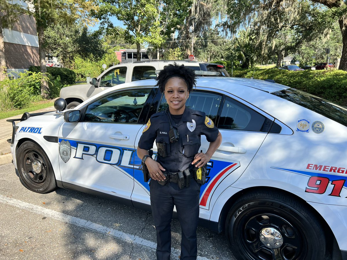 TallyPD's tweet photo. We’re heading out with Officer Hall on another #TweetAlongTPD. Stay tuned as we see what Tallahassee has in store this evening. https://t.co/1rMIwZHXRh