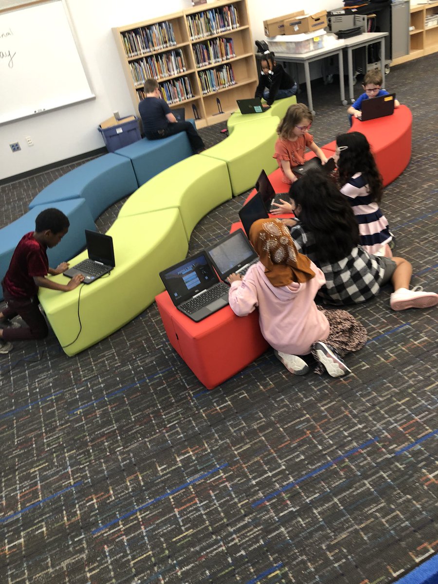 Amy_BakerLMS's tweet photo. The Ss are absolutely loving the new space in the library @WilkersonElem! #somuchmoreroomforactivities @JCPS_LMS #jcpslibraries https://t.co/tHGy19QWaA