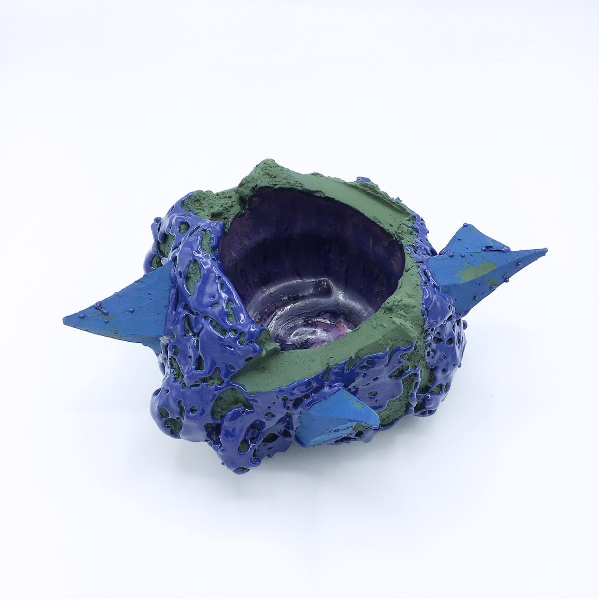 108|Contemporary tweet media