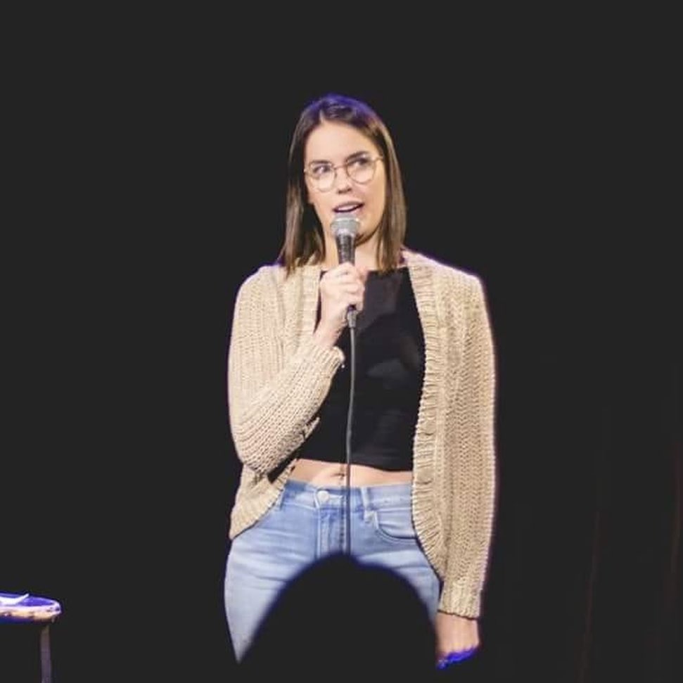 IcebreakComedy's tweet photo. SATURDAY!
The very funny @Rachellelauzon is headed north up the 400 to beautiful #ParrySound! 

You can catch her in the Big Tent at @trestlebrewing for our fall kick-off of The Big Sound Comedy Festival! 

https://t.co/iUK9X1vQxH https://t.co/UeCmcrfU1S