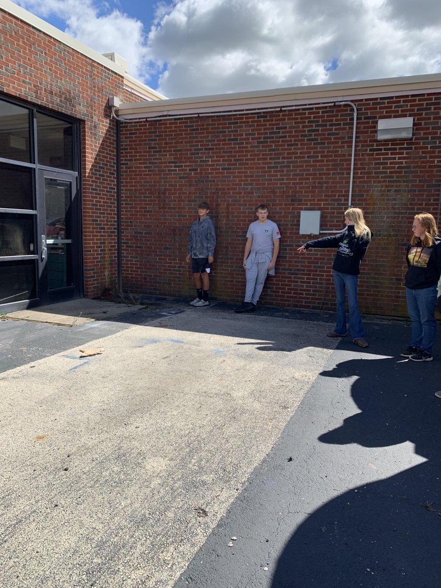 Michele Lewis tweet media