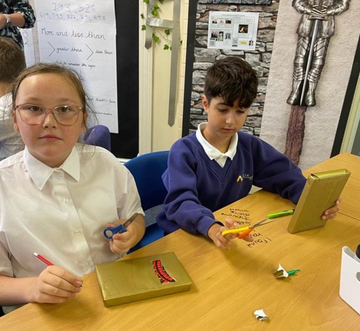 DeltaStrand's tweet photo. Secret society revealing clues of the strategy book, ready to reveal a plot of treason to the Kingsmen using invisible ink - we are loving Black Powder in HMS Queen Elizabeth!
@DeltaStrand #DeltaStrandReading https://t.co/TnSDmejZ3Y
