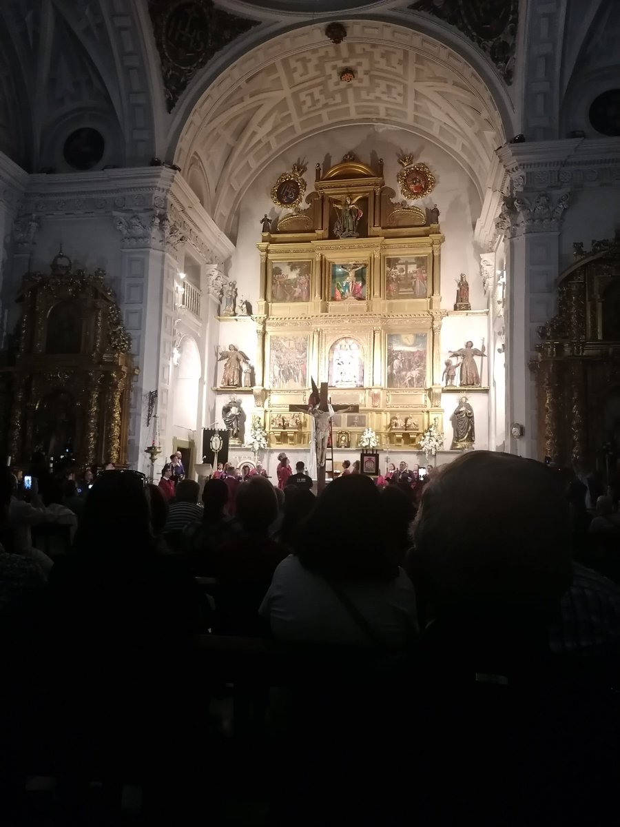 CylPasion's tweet photo. Ruta ‘Tras los pasos de los Papones’. Recorrido por diferentes puntos de la ciudad con la realización de algunos actos que se celebran durante la Semana Santa.
📸 Celebración de las 5 llagas y el desenclavo
#33EncuentroNacionaldeCofradias https://t.co/L5HYQDXByd