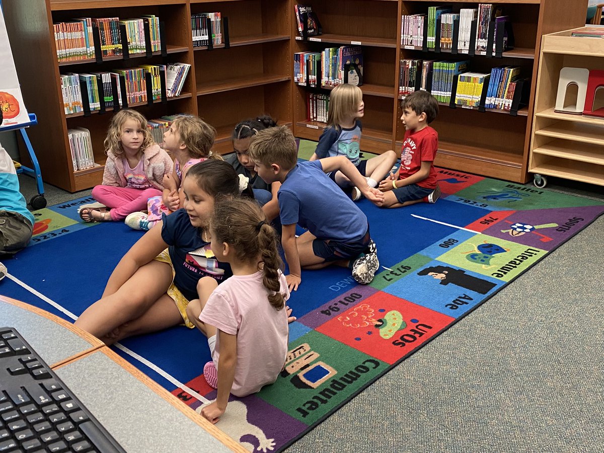 Rodgers_Reads's tweet photo. I spy some purposeful student discourse from this awesome group of first graders… @tmulvey5 had these kids learning the Rally Robin cooperative learning structure &amp; I’m so glad I was there to witness the action! 🐬 🗯 📢 https://t.co/RDP7xGAGUL