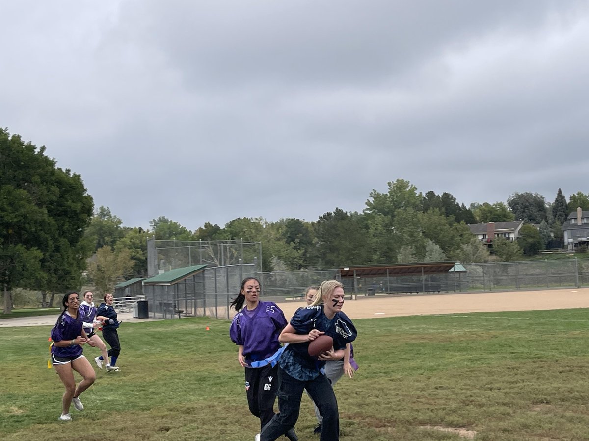stemschoolHR's tweet photo. STEM's Powderpuff game is in the books! Thanks to everyone for braving the rainy conditions to support our teams.
#IgniteTheSpark #stem #stemeducation #stemstrongertogether #innovation #powderpuff #football #game #school #fall #fun https://t.co/xlwsD3xxGY