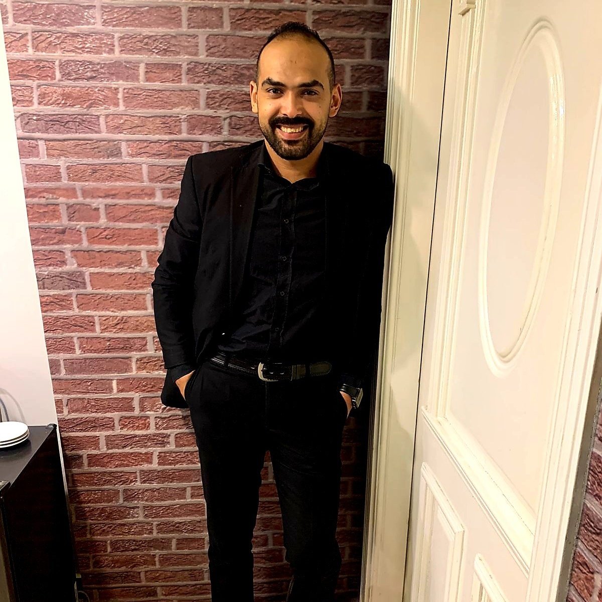 ahmadhashad's tweet photo. #NewProfilePic 🖤♠️ https://t.co/tX4gTAExcv