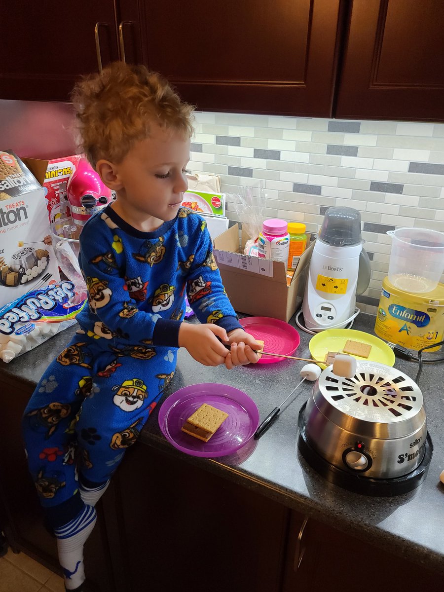 kittcoldfire's tweet photo. @pepsi 
We love to s'more anytime we go camping, or even if we have to make due at home.... 😂 would love to try it in drink form!
#PepsiSmores #Sweepstakes https://t.co/uRjoBl4OEq