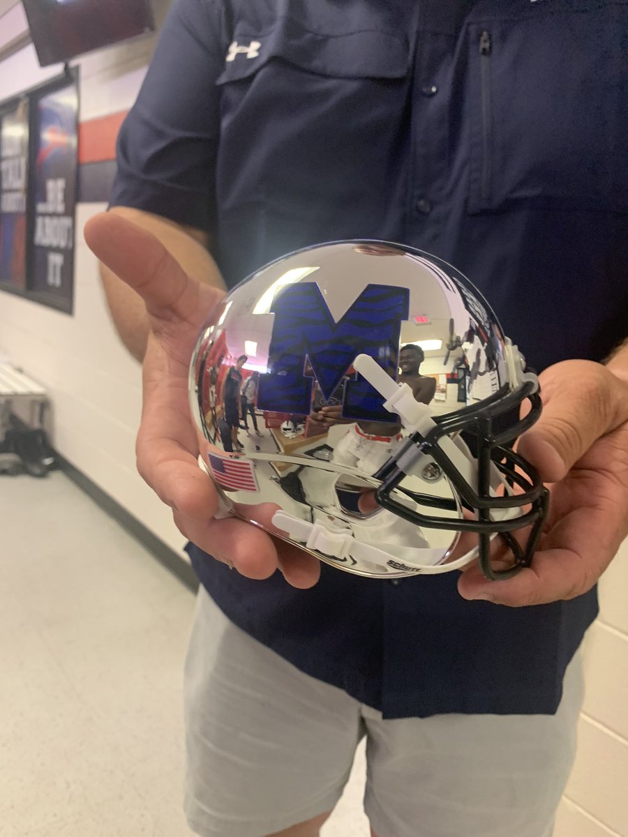 ElijahHarris06's tweet image. After a Great Conversation With @TheLandanSalem I’m Extremely Honored and Blessed To Say I’ve Earned an Opportunity to Further My Academic and Athletic Career at the University of Memphis 💙 @LarryWMcrae @coach_granville @ksillavan28 @TON_Athletics #GoTigers💙🤍