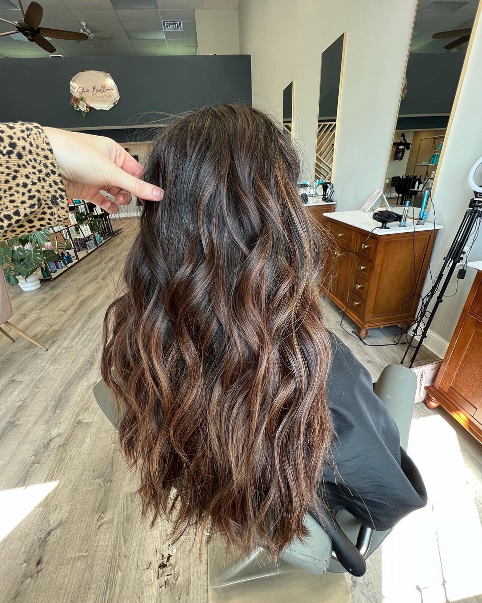 madison_ondrick's tweet photo. recent drool worthy hair🤍 https://t.co/WIqrg4kU2N