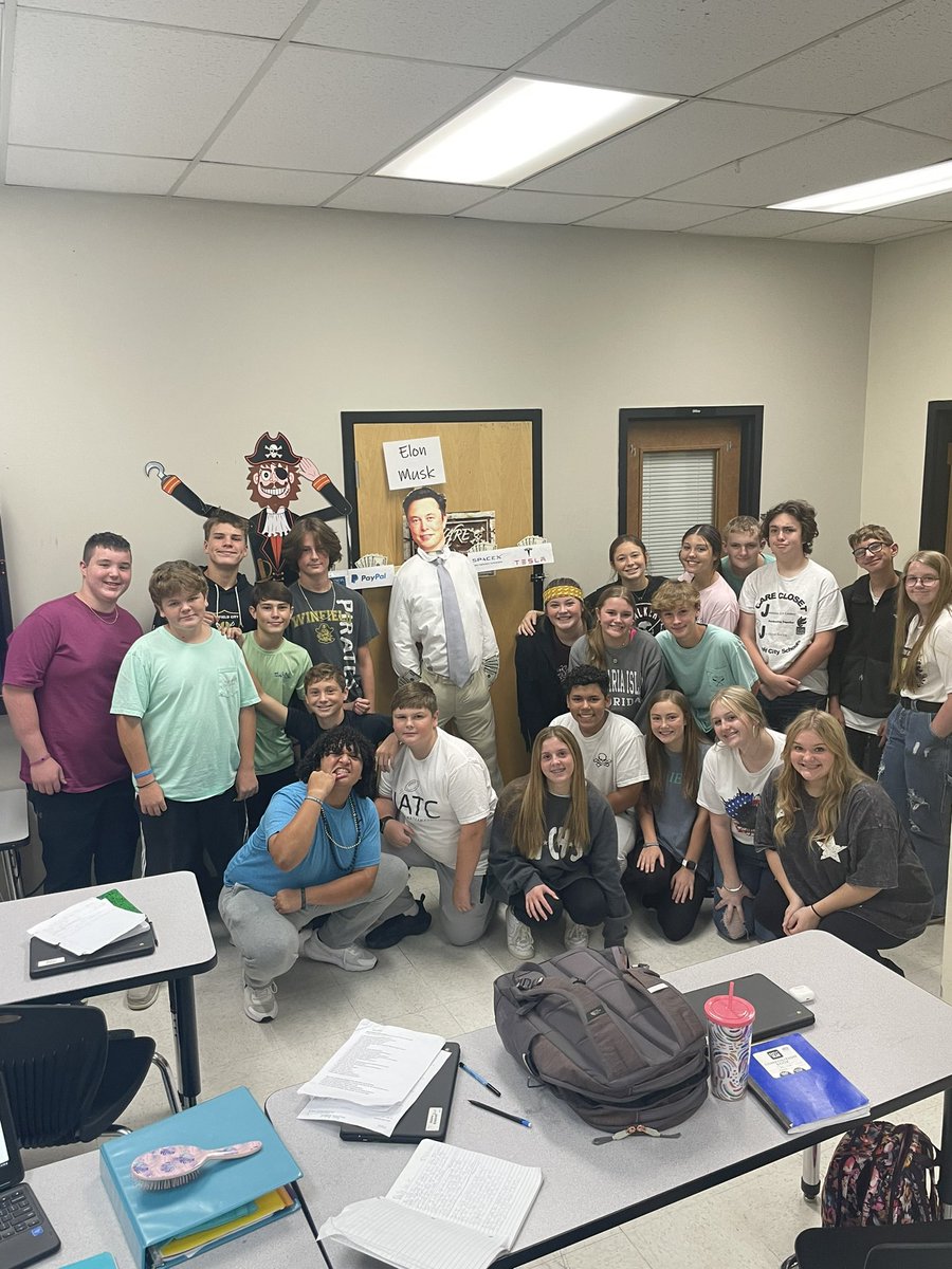 rhodes_derek's tweet photo. Winfield Middle School 8th grade Computer science class with their @elonmusk scarecrow! We would love a retweet or reply! #computerscience #coding https://t.co/8K66iT5zOP