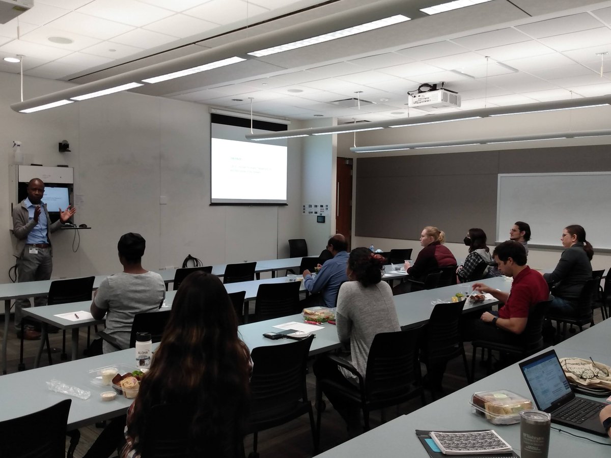 WashUMedMEDA's tweet photo. Amazing kickoff to our #MEDACareerSeminarSeries with Dr. @GMbalaviele! 

Enjoyed seeing #MEDAMentors #MEDAMentees &amp; meeting new ones.

#SaveTheDate Oct. 27 @dr_smith_am! 

@CaseyKaterndahl @JessSFisher @Agriffithebiol1 @ElizabethJDiaz9 @WashUMedODEI @WUDeptMedicine https://t.co/awFDM7fn23