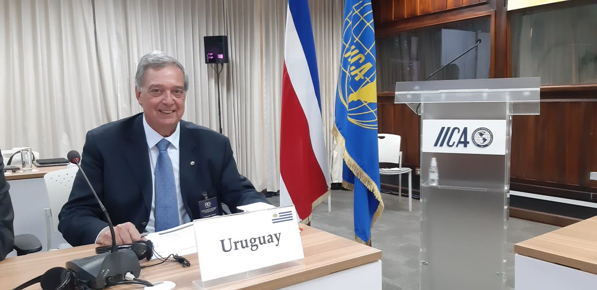 MGAPUruguay's tweet photo. El ministro Fernando Mattos participa del encuentro “Desafíos de la Agricultura de las Américas para hacer frente a la crisis climática” organizado por el IICA. https://t.co/jOUhaKZM5a