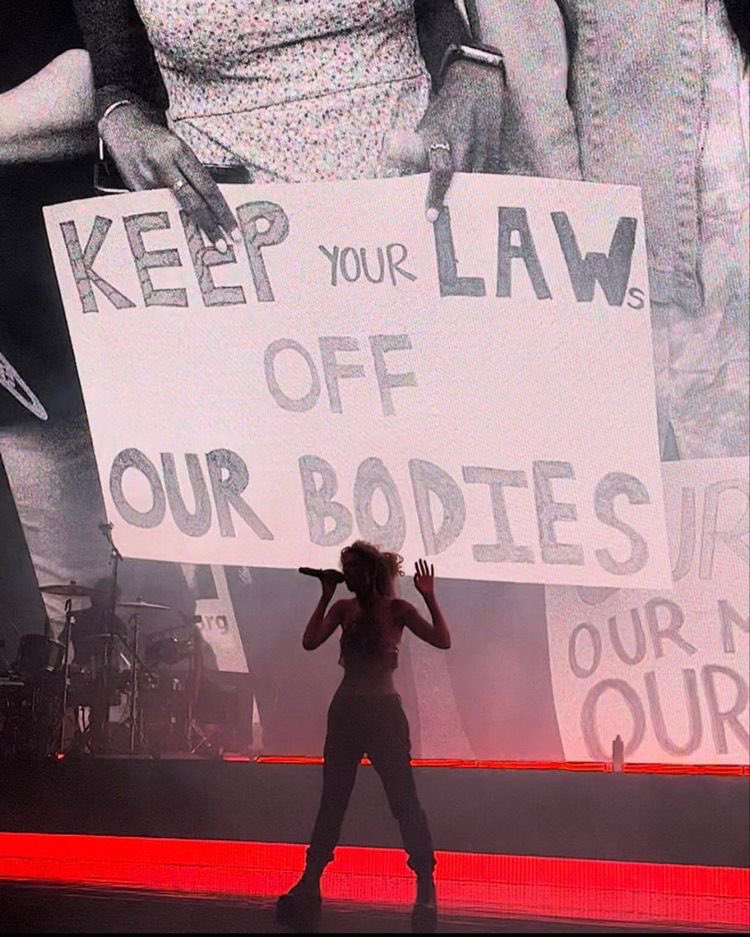 wipeyourtearsss's tweet image. 