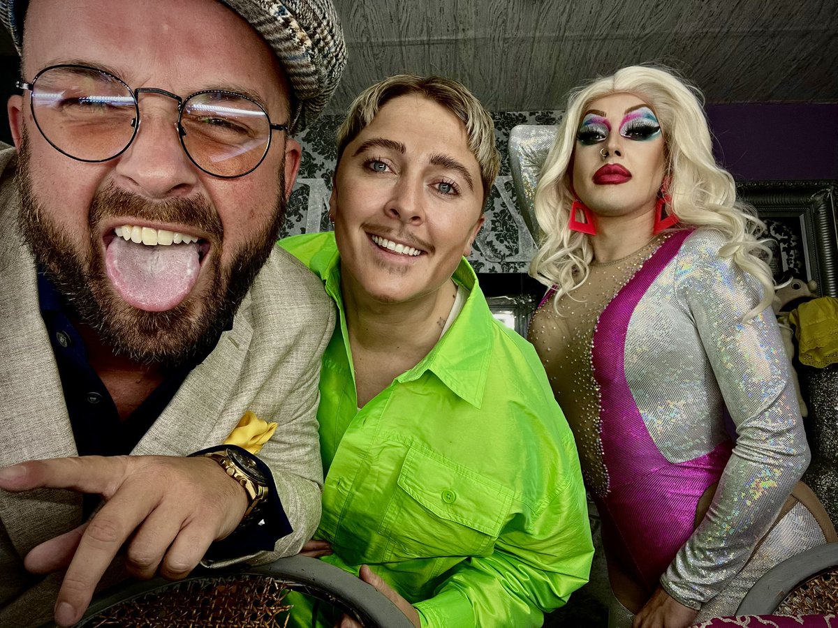 MarysCardiff's tweet photo. 🙌🏼 UK Drag Race S4 Ep 1 at the Viewing Party competed 🙌🏼

Thank you Polly Amorous, Jay Fab Page and Justin Drag for hosting the panel and everyone for coming 

Book for next Thursday at https://t.co/yCvGO26yW5 👑 https://t.co/09eiLNAjro