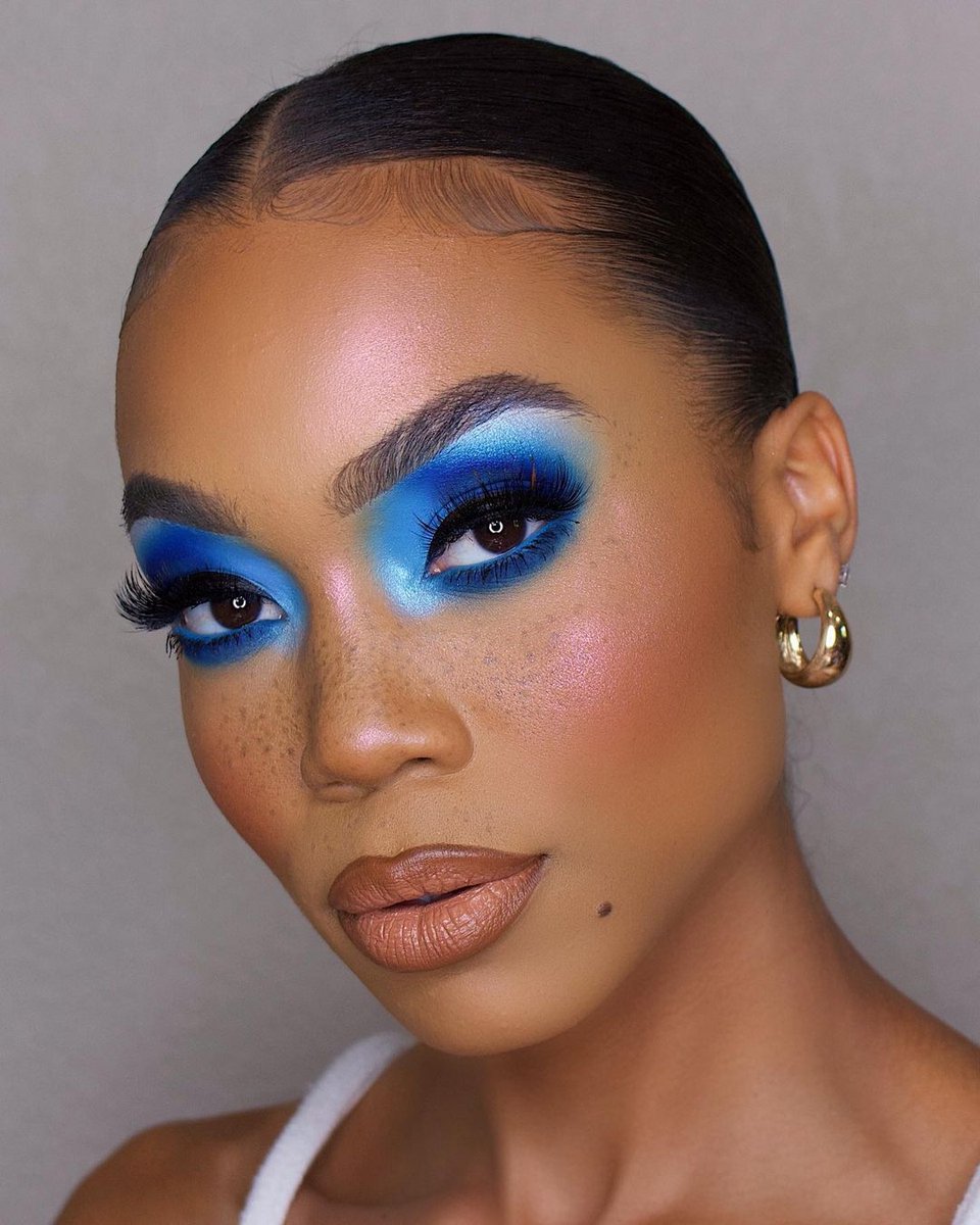 Give us all the shades of blue 💙

<a href="/tashjanecollins/">Tashjané Collins</a> wore our Shockwave Neon Eyeliner in “Electric”

Select shades available at select <a href="/ultabeauty/">Ulta Beauty</a> stores! ✨