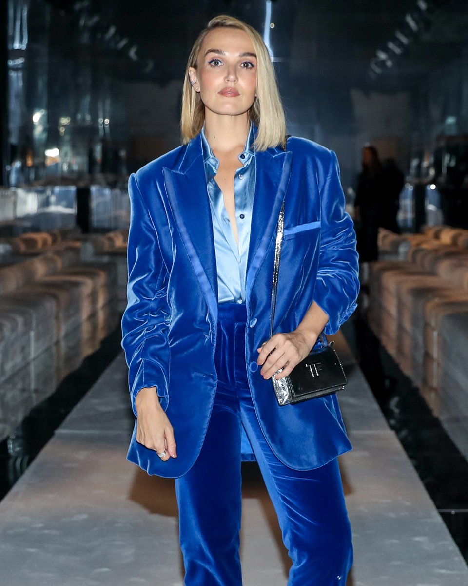 #CIARA, #KARLIEKLOSS, AND #CHLOEFINEMAN ARRIVING AT THE TOM FORD SS23 SHOW.

#TOMFORDSS23
 
WATCH THE SS23 SHOW ON TOMFORD.COM