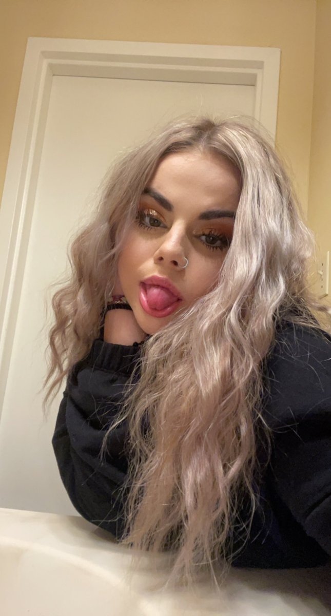 ✨✨🥀