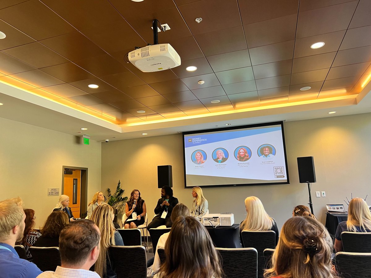 Our team had a great time being part of the builders, and leaders of the financial industry who push beyond the status quo and blaze a trail of innovation and disruption that moves the financial ecosystem forward.

See you next year!👋🤩

#MXS2022 #fintech #helloiconic