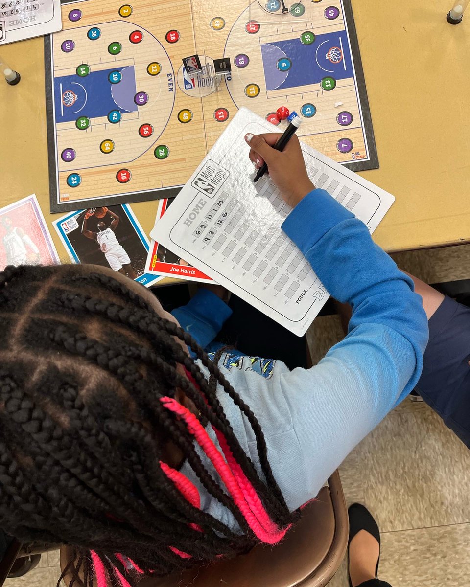 ElizaBlaker55's tweet photo. Such a fun day partnering with @EliLillyCo and @Pacers for the kickoff of Math Hoops! Our 7th and 8th graders had a blast practicing math skills in a new, exciting way! #mathhoops #mathfun #ipsbutlerlab55 #indianapolispublicschools https://t.co/GLDk7Gjpca