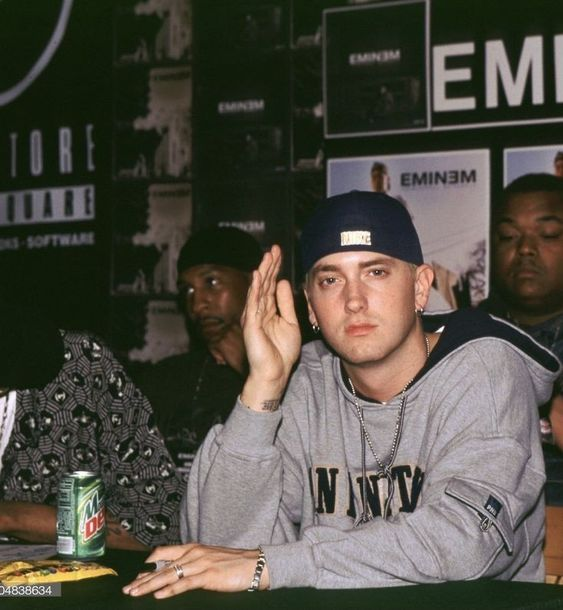 ARTIFAXING (@pedestrian) on Twitter photo 