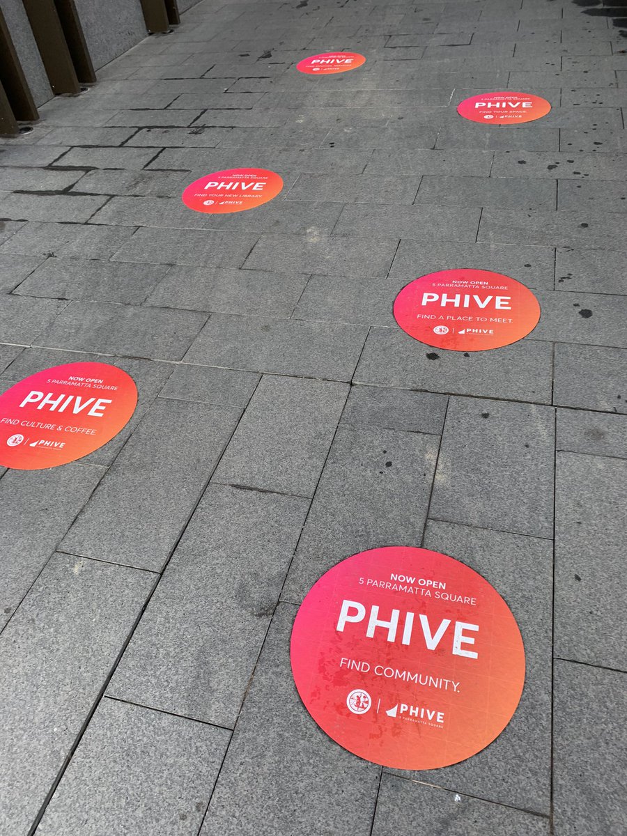 UNE Sydney tweet media