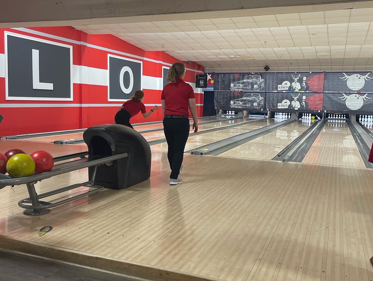 bmsh_athletics's tweet photo. Having fun and knocking down some pins 🎳 #VarsityBowling https://t.co/w1aBLjI7pi