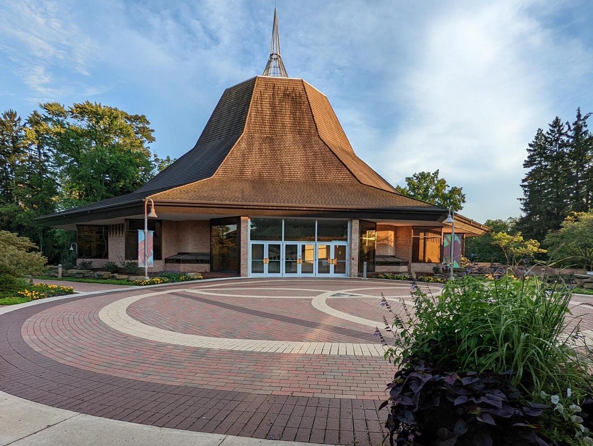 Calvin University tweet media