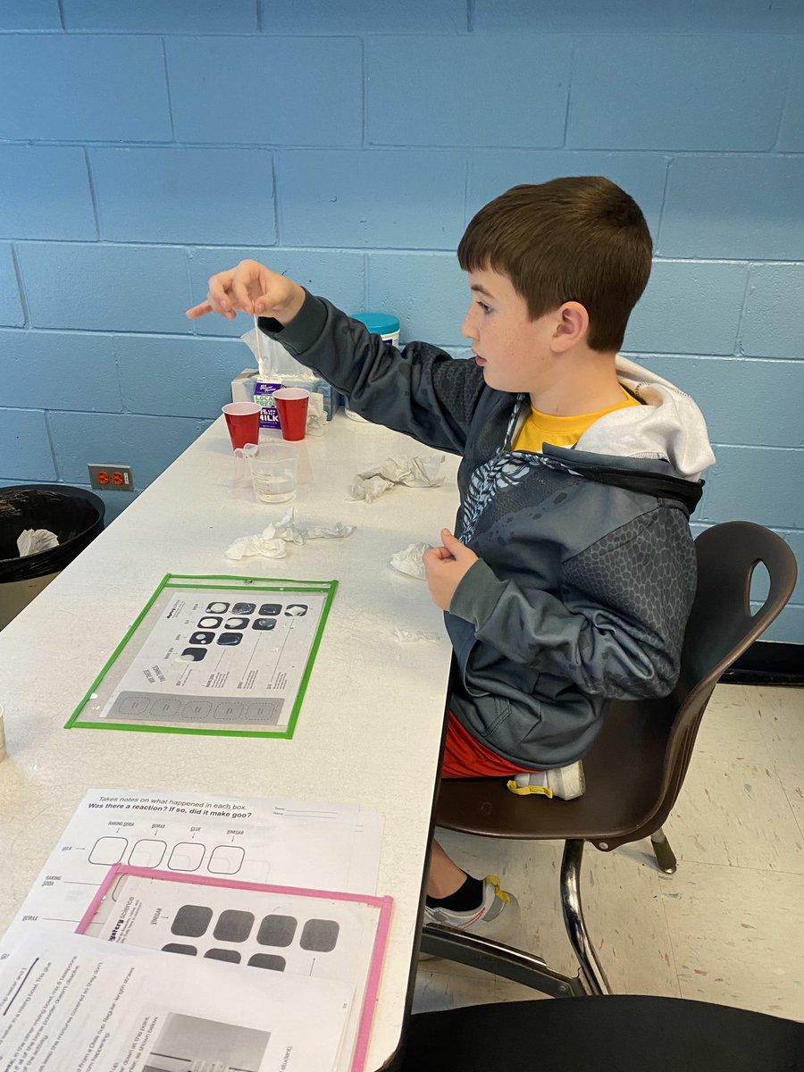 MNtdse's tweet photo. Do you know what happens when you mix vinegar, with baking soda, and/or glue, and/or borax? We do! Thank you ⁦@cfc_nilesk12⁩ for helping us with our science units ⁦@NTDSE⁩ ⁦#NTDSEmpowers https://t.co/Nu3vnVRF3s