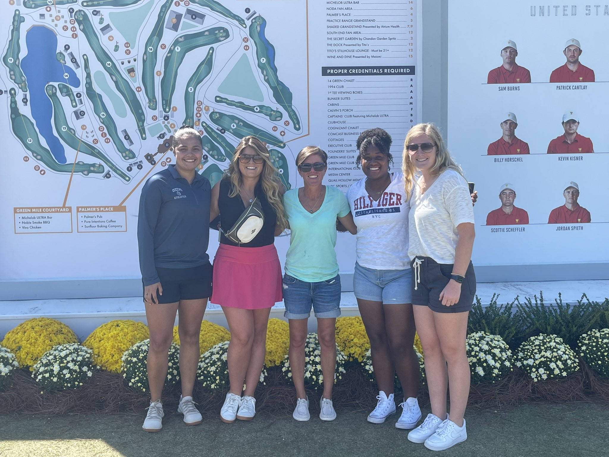 Queens University of Charlotte Softball (RoyalsSball) / Twitter