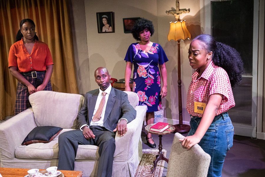 PrincessHustlr's tweet photo. More fab pics of #LeaveTaking @towertheatre
Engaging play that resonates cross-culturally: a must-see! On till 1 Oct. https://t.co/h70THaLKHG #theatre #tickets #London #play #visit #weekend #watching #movie #review #nights #today #live #movies #love #dance #week #star #time https://t.co/aagMDNn137