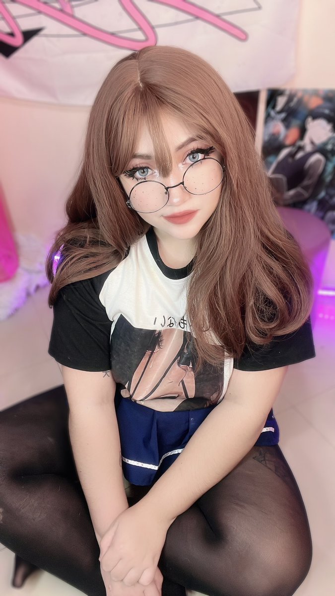 Kazuchancos14's tweet photo. Puedo ser tu chica ? 💗 https://t.co/p5HogYHnmI