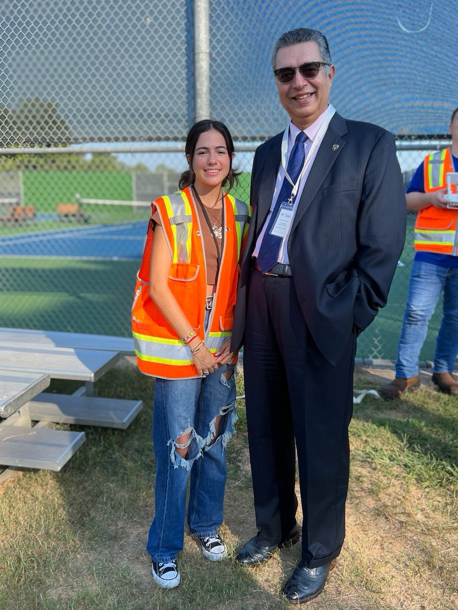 PrezShah's tweet photo. Student success is our greatest reward! @KleinCollins robotics student, Sarah Toomes, exemplifies achievement. She’s finishing high school with an associate degree from LSC-University Park and transferring to Texas A&amp;M.  
Lion Heart, UP Pride!
@LSC_UP @lonestarcollege @KleinISD https://t.co/47uK4SD8yf