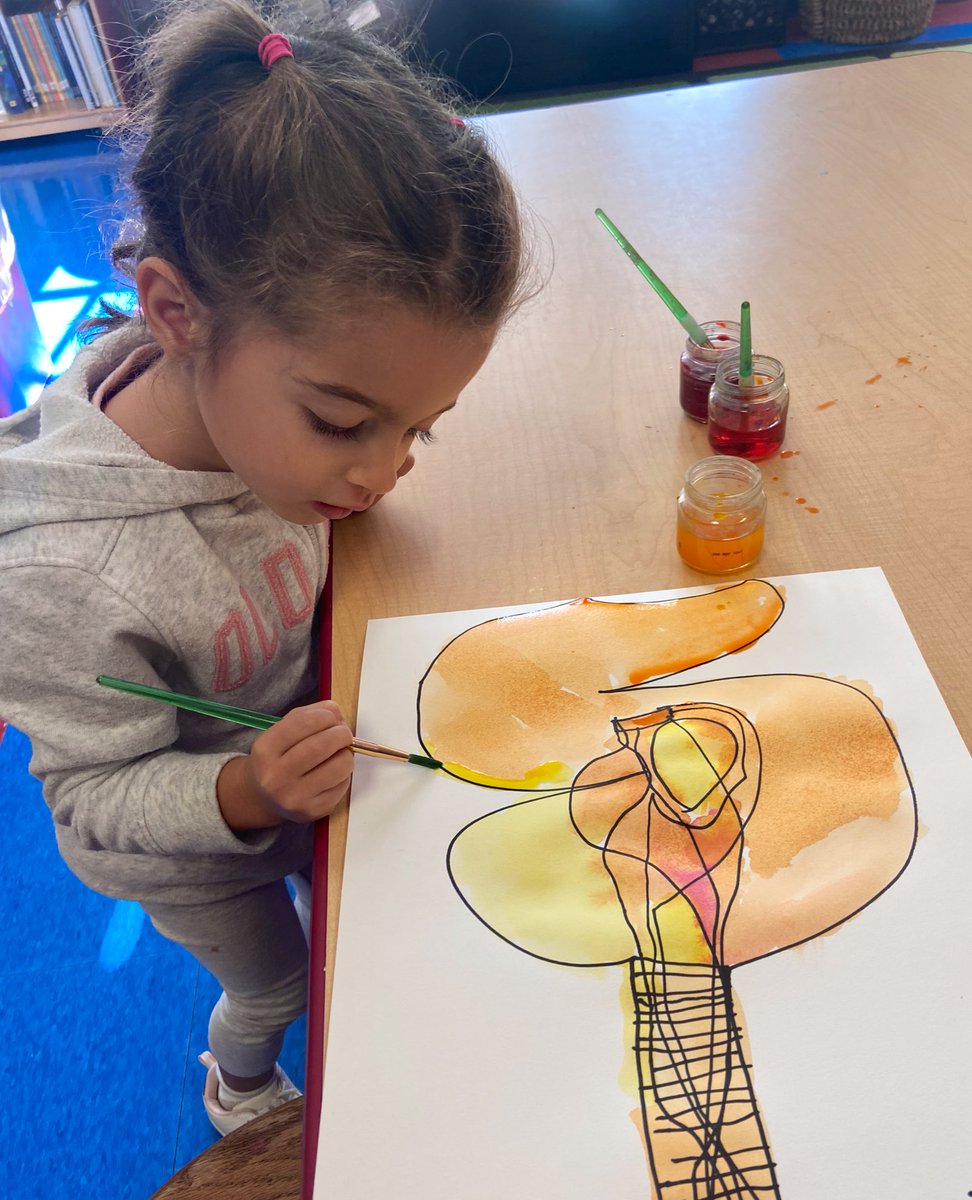 Nina Chamberlain tweet media