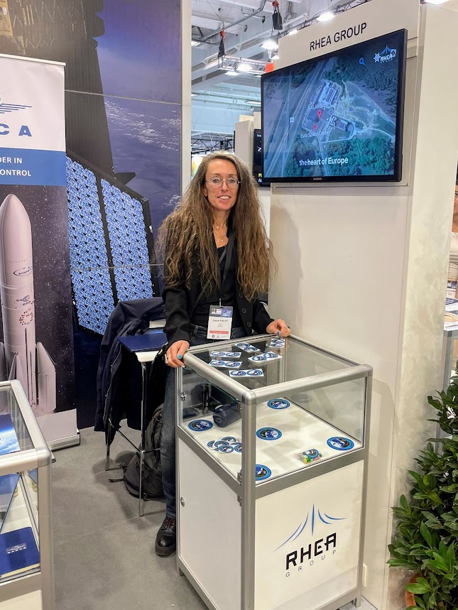 PoleSkywin's tweet photo. 🚀@IACParis2022 - #SpaceforAll 🛰
Skywin #AIR &amp; #SPACE et ses membres sur le stand #BelgiumSpace 🇧🇪
📷Focus(4/4) sur 3 Membres  : @LambdaXsa @rheagroup @TelespazioBe https://t.co/OQMZcnOqWX