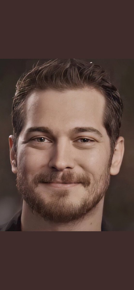 Doğum günün kutlu olsun aşkım güzel ve tatlı <a href="/cagatayulusoyy/">Çağatay Ulusoy</a> Doğduğun için teşekkürler, mutlu ol, selamlarınla ​​bizleri de mutlu eyle, seni seviyoruz 🥂🎂🇦🇷❤️