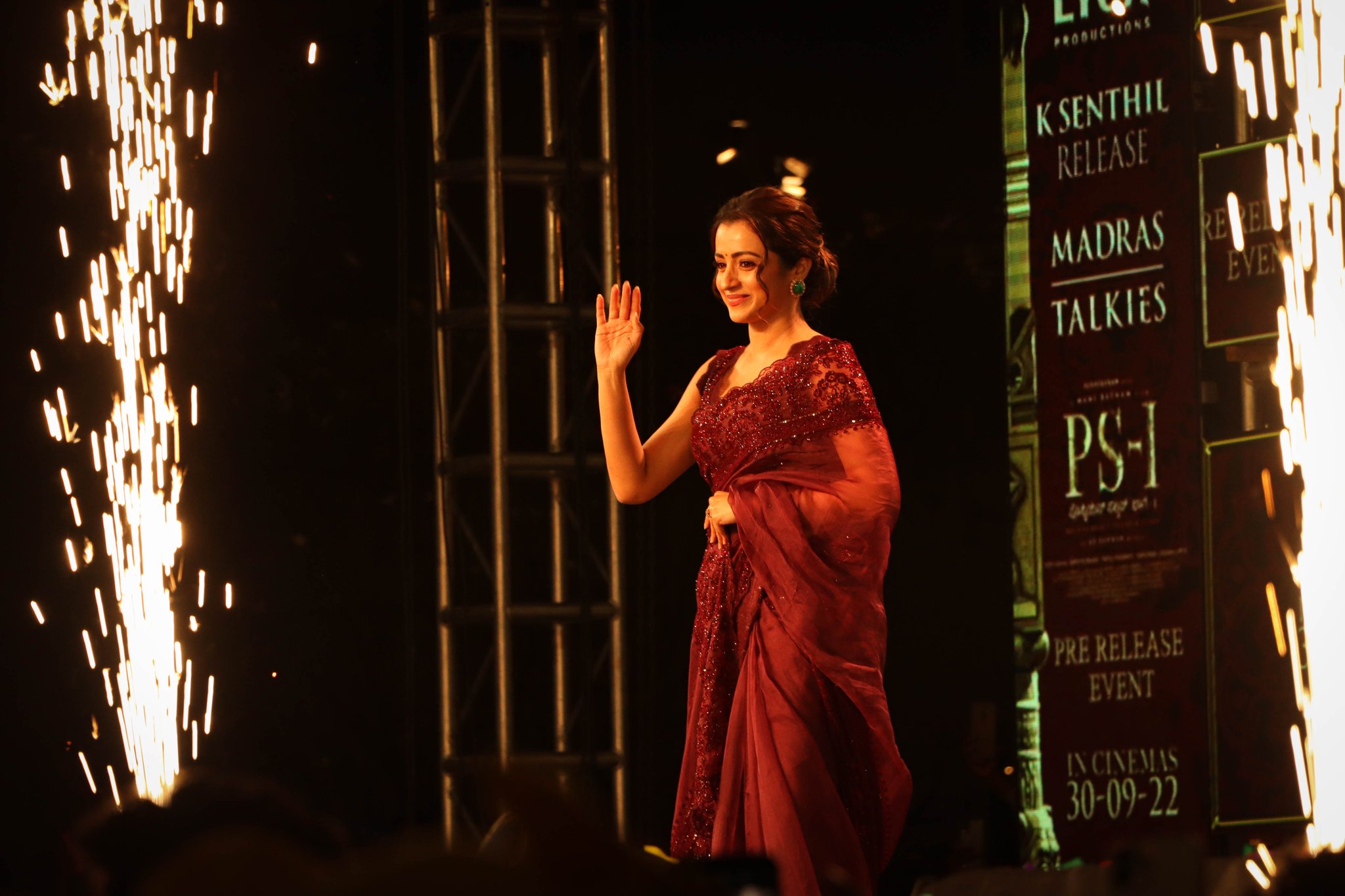 FdT1PYiWAAIPVIB?format=jpg&name=large