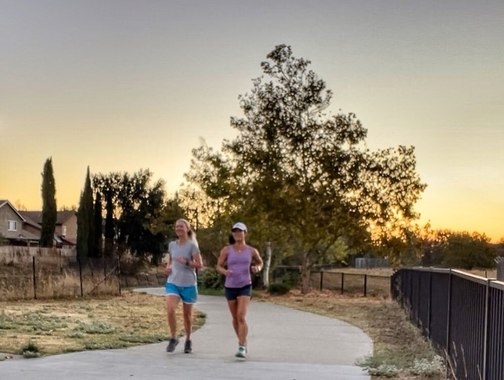 runhikenplay's tweet image. 5 early morning miles today!

#runningwithfriends #halfmarathontraining
#runningmom #runningmotivation #runner #running #instarun #womenrunning #runchat #runhappy #instagood #happyrunner #runners #fitness #instarunners #instarun #fitfam #fitmom #motherru… instagr.am/p/Ci1V9Parw5B/